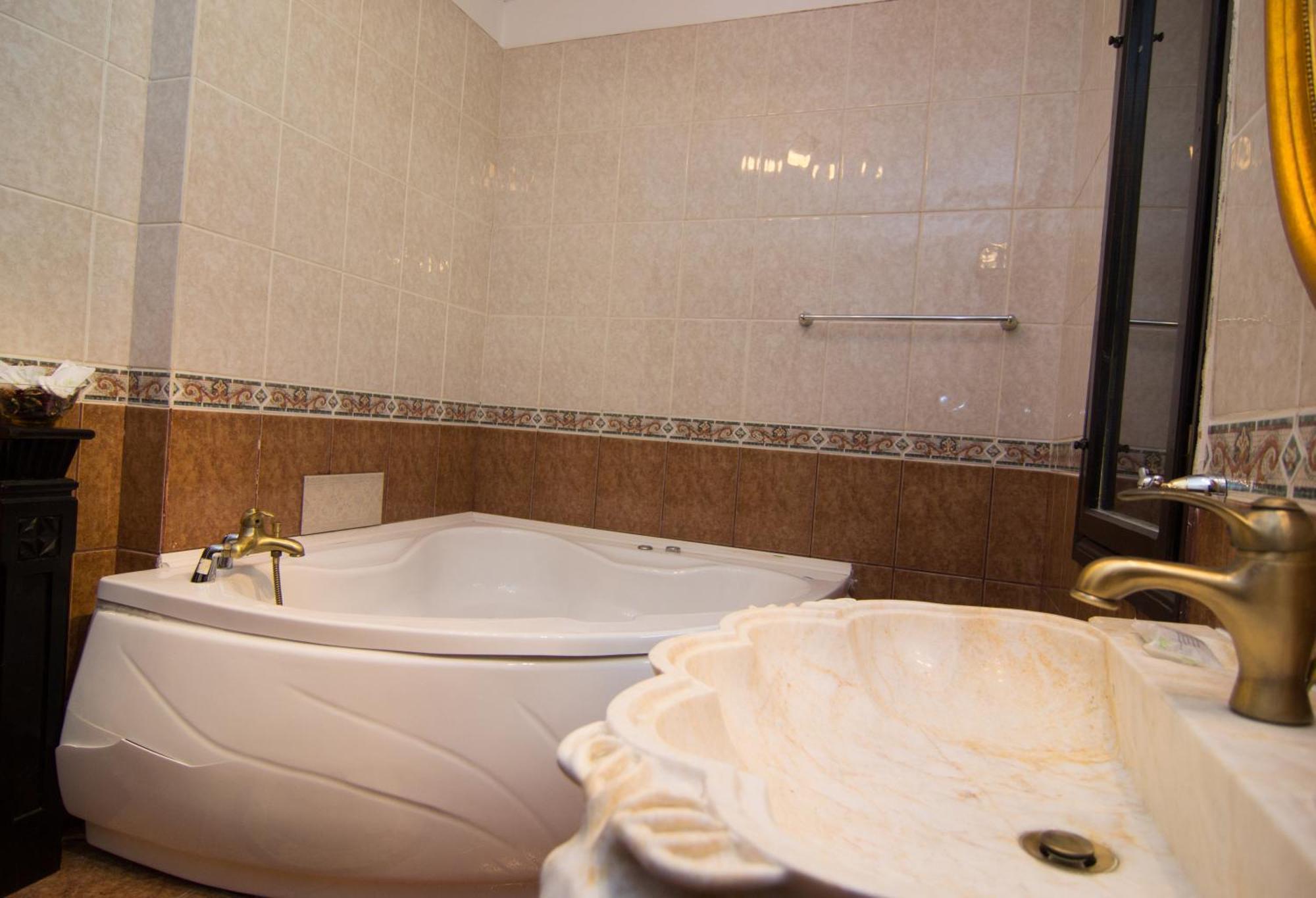 Hotel Casa Cu Farfurii Sinaia Pokój zdjęcie
