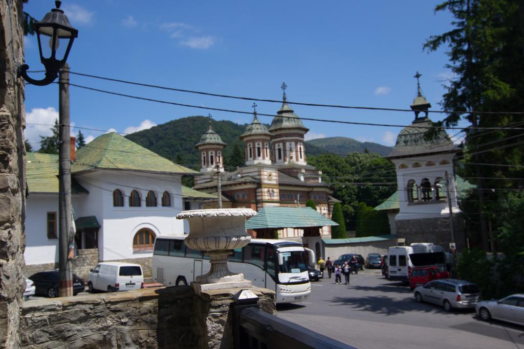 Hotel Casa Cu Farfurii Sinaia Zewnętrze zdjęcie
