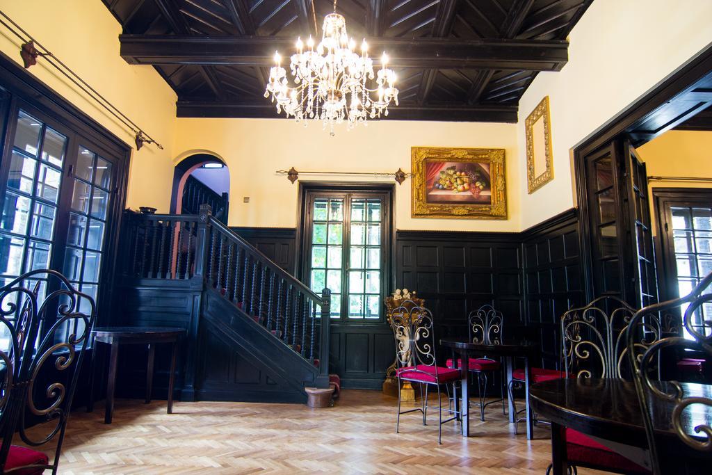 Hotel Casa Cu Farfurii Sinaia Zewnętrze zdjęcie